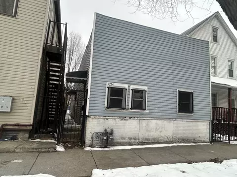 Exterior - 8752 S Exchange Ave, Chicago, IL 60617 photo 3 of 3