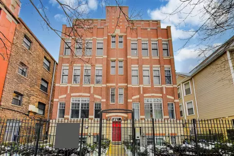 827 W Bradley Pl #3E, Chicago, IL 60613