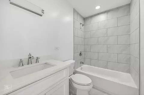 Bath - 1624 W Pershing Rd, Chicago, IL 60609 photo 1 of 2