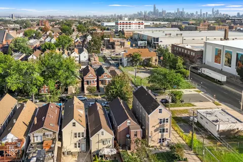 View/Area - 1624 W Pershing Rd, Chicago, IL 60609 photo 1 of 3