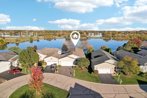 328 Legacy Ct, Grayslake, IL 60030