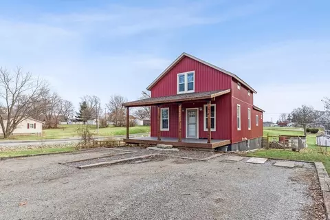 103 2nd St, Matherville, IL 61263