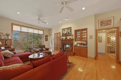 Living - 117 Fox Trot, Dixon, IL 61021 photo 2 of 6