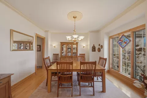 Dining - 117 Fox Trot, Dixon, IL 61021 photo 1 of 5