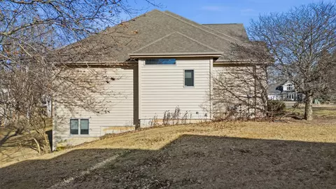 Exterior - 117 Fox Trot, Dixon, IL 61021 photo 6 of 9