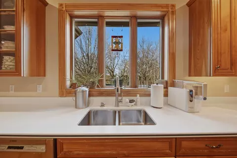 Kitchen - 117 Fox Trot, Dixon, IL 61021 photo 3 of 5