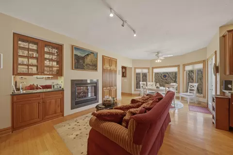 Living - 117 Fox Trot, Dixon, IL 61021 photo 5 of 6