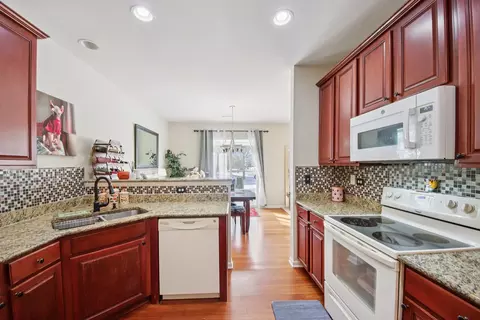 Kitchen - 424 Acushnet St, Elgin, IL 60124 photo 2 of 2