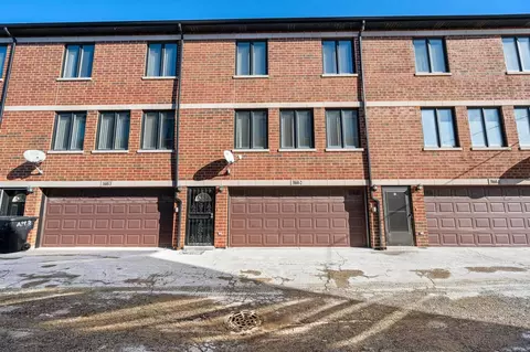 3860 W 51st St #2, Chicago, IL 60632