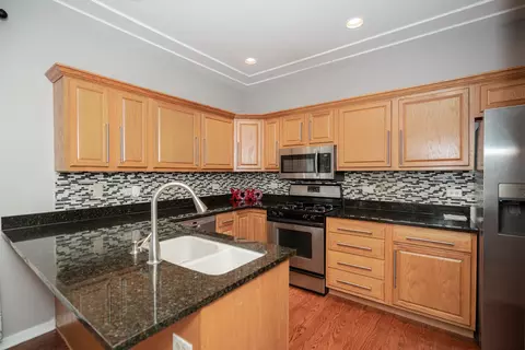Kitchen - 25902 Derby Dr, Monee, IL 60449 photo 3 of 5
