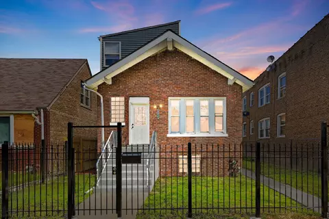 5068 W Congress Pkwy, Chicago, IL 60644