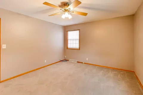 Bedroom - 6212 Main St, Union, IL 60180 photo 2 of 7