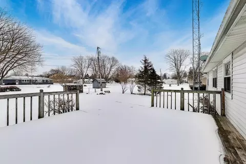 Exterior - 6212 Main St, Union, IL 60180 photo 2 of 6