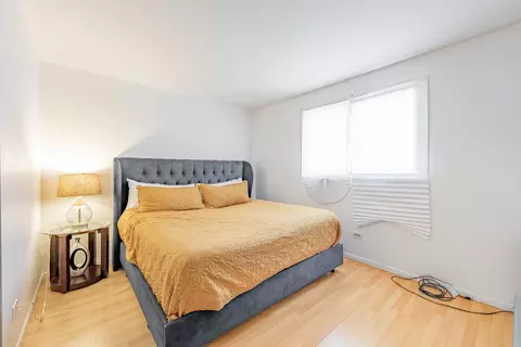 Bedroom - 1138 E 151st St, Dolton, IL 60419 photo 4 of 5