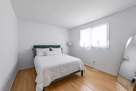 Bedroom - 1138 E 151st St, Dolton, IL 60419 photo 3 of 5