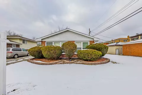 1138 E 151st St, Dolton, IL 60419