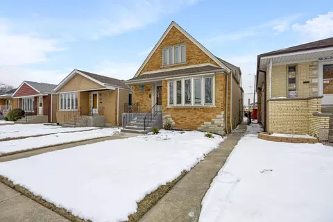 5525 S Moody Ave, Chicago, IL 60638