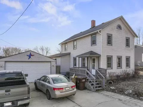 109 E Cherokee Ave, Shabbona, IL 60550