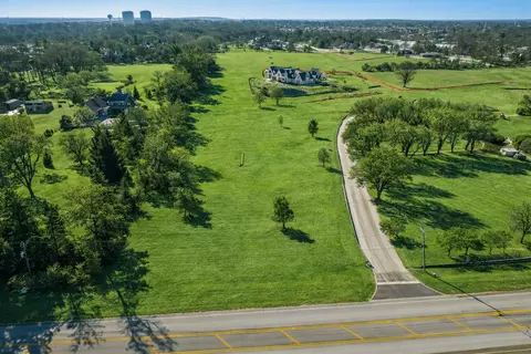 23 W731 Hobson Rd, Naperville, IL 60540