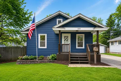 205 S Margaret St, Joliet, IL 60436