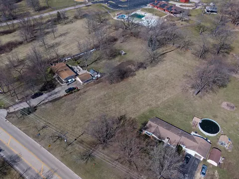 Undisclosed, Harvard, IL 60033 photo 2