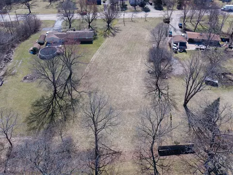 Undisclosed, Harvard, IL 60033 photo 4