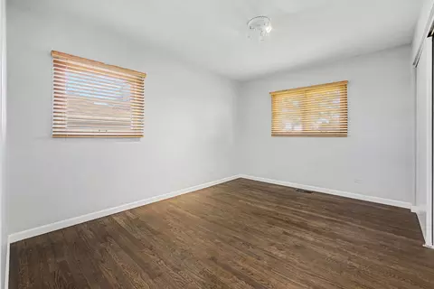 Bedroom - 395 Washington Blvd, Hoffman Estates, IL 60169 photo 3 of 6
