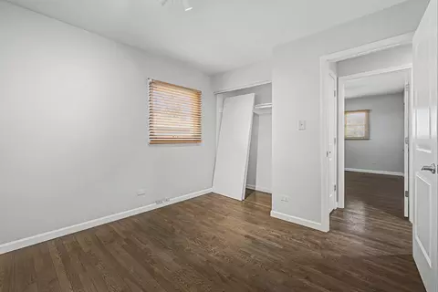 Bedroom - 395 Washington Blvd, Hoffman Estates, IL 60169 photo 5 of 6