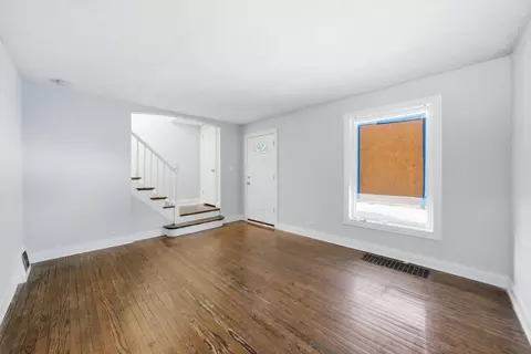 Living - Undisclosed, Chicago, IL 60617 photo 1 of 1