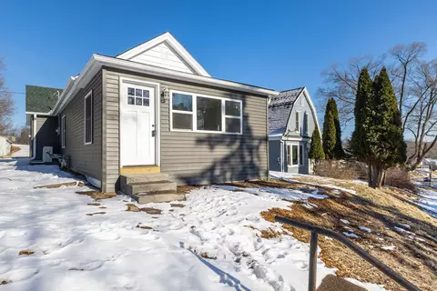 811 Franklin St, Galena, IL 61036