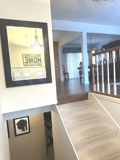 Entry Way - 1715 Bryan St, Normal, IL 61761 photo 2 of 8