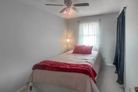Bedroom - 1715 Bryan St, Normal, IL 61761 photo 1 of 7