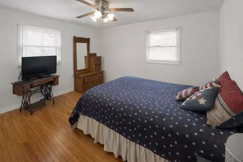 Bedroom - 1715 Bryan St, Normal, IL 61761 photo 3 of 7