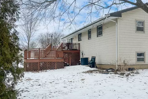 Exterior - 1715 Bryan St, Normal, IL 61761 photo 11 of 12
