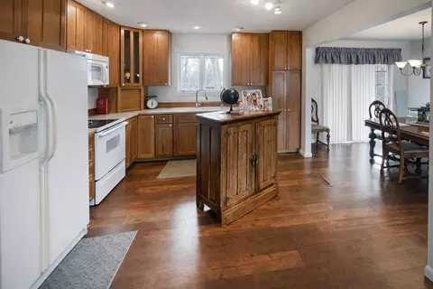 Kitchen - 1715 Bryan St, Normal, IL 61761 photo 4 of 11