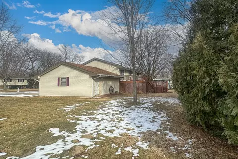 Exterior - 1715 Bryan St, Normal, IL 61761 photo 9 of 12