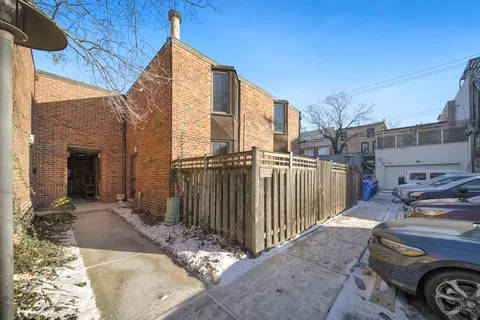 2145 N Lincoln Ave, Chicago, IL 60614