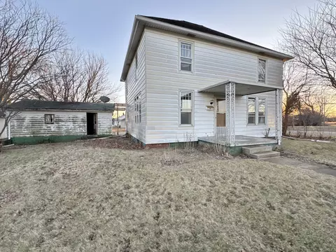 1231 Western Ave, Kewanee, IL 61443 photo 3