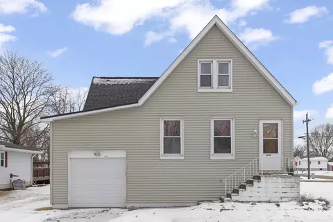Exterior - 2145 Root St, Crest Hill, IL 60403 photo 2 of 4