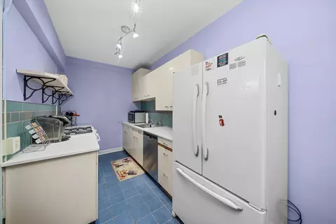 Kitchen - 1157 E 56th St #3, Chicago, IL 60637 photo 1 of 2