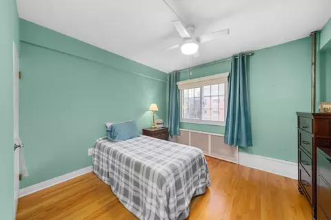 Bedroom - 1157 E 56th St #3, Chicago, IL 60637 photo 1 of 1