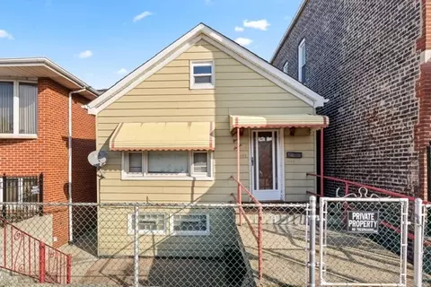 3047 S Broad St, Chicago, IL 60608