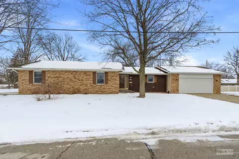 602 East St, Morris, IL 60450