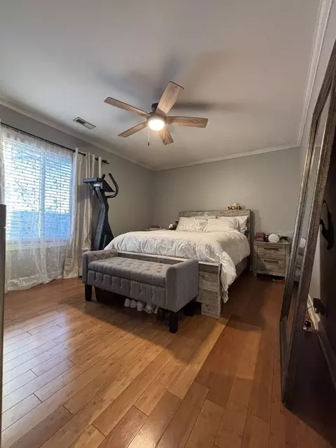 Bedroom - 4704 Euclid Ave #2D, Rolling Meadows, IL 60008 photo 1 of 3