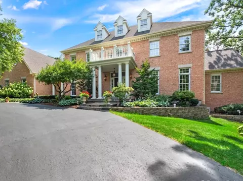 6418 Carrie Ct, Crystal Lake, IL 60014