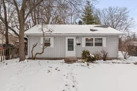 804 E Michigan Ave, Urbana, IL 61801