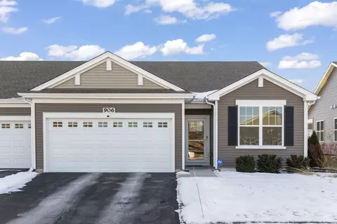 906 Homerton Blvd, North Aurora, IL 60542