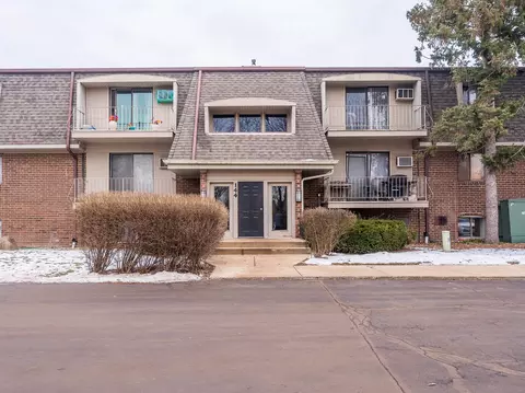 144 E Bailey Rd #D, Naperville, IL 60565