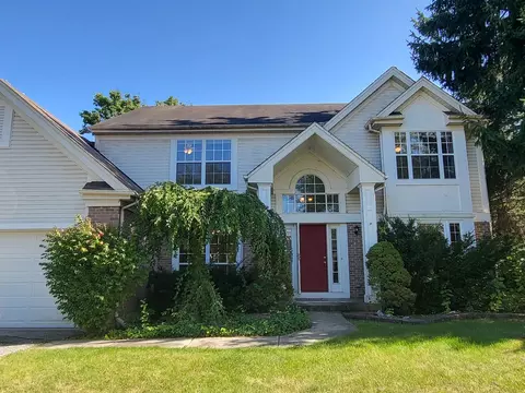 541 Meadowview Dr, Wauconda, IL 60084