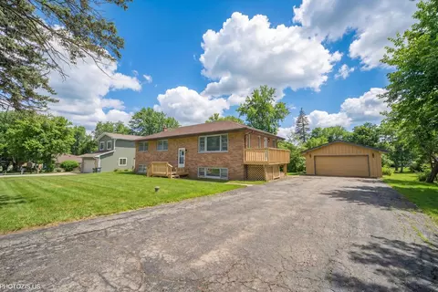 2 N356 Prairie Ave, Glen Ellyn, IL 60137